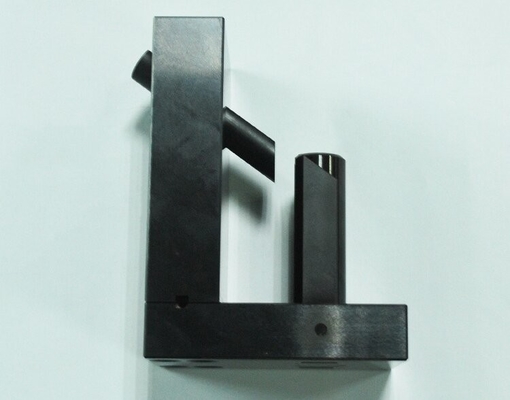 Parti metalliche del produttore di lavorazioni CNC in alluminio o acciaio professionale personalizzate 06