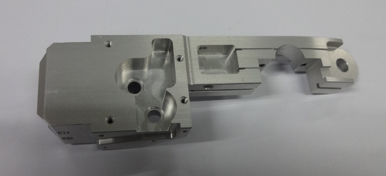 Sbavatura di pezzi lavorati CNC in acciaio inossidabile anodizzato personalizzato 15 ISO