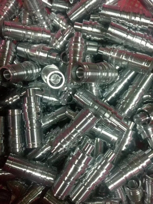 Armi da fuoco Parti di lavorazione CNC Placcatura Tornitura CNC Parti di fresatura Ottone
