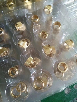 Parti di lavorazione CNC in ottone Accessori hardware per anodizzazione in titanio SGS