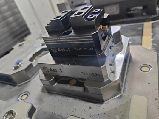 DXQ-75100 scambio rapido autocentrante di vice 60Nm con le mandibole su misura