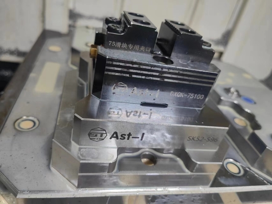 DXQ-75100 scambio rapido autocentrante di vice 60Nm con le mandibole su misura