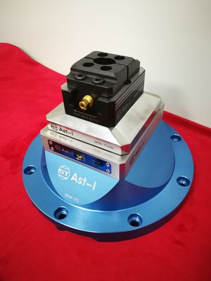 Morsa autocentrante per fresatrice a 5 assi da 0,02 mm con 4 prigionieri