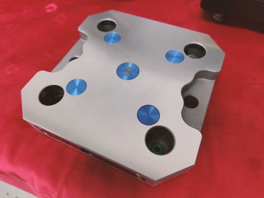 Morsetto da tavolo rettangolare CNC da 96 mm con bloccaggio a punto zero manuale per impieghi gravosi