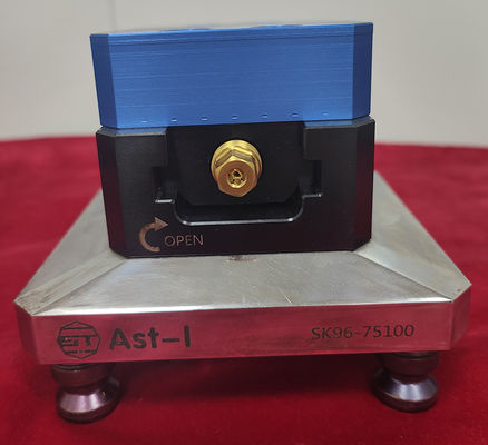 Morsa autocentrante manuale a 5 assi / Fresatrice CNC 0,02 mm